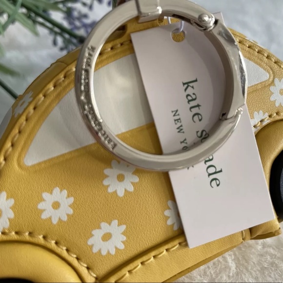 New Kate Spade Beep Beep Yellow VW Daisy Car Coin Purse Bag Charm Key chain - Picture 8 of 9